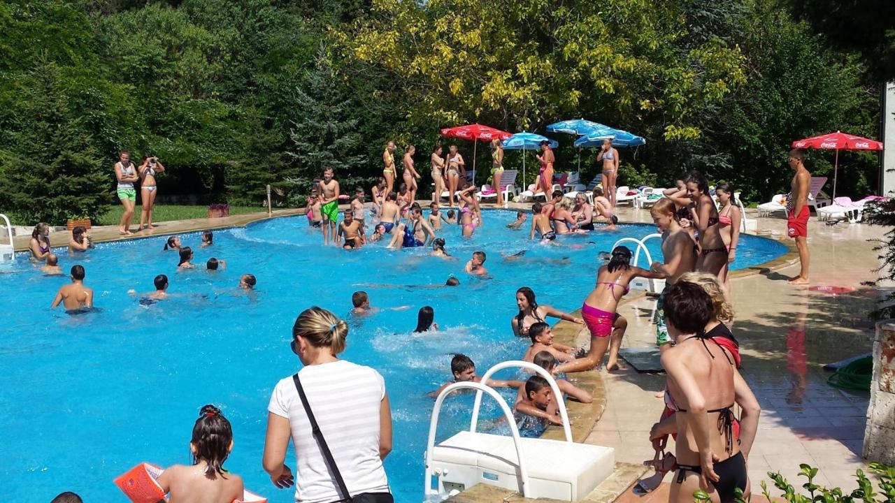 ホテルPark Complex Viktoria バルチク エクステリア 写真